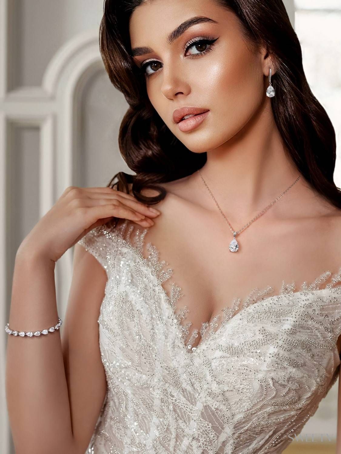 SV Teardrop Zirconia Bridal Jewelry Set SV Teardrop Zirconia Bridal Jewelry Set