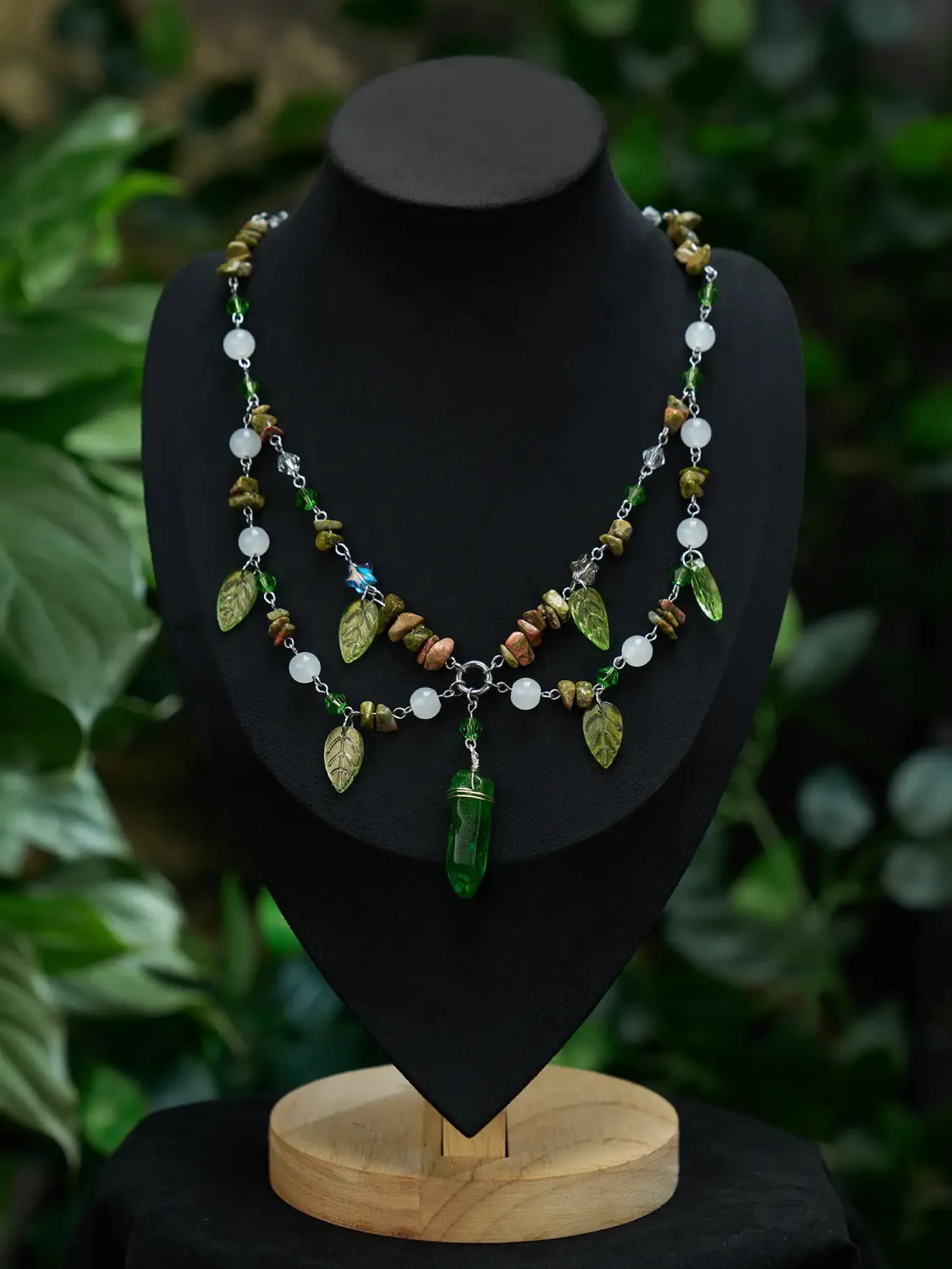 SV Enchanted Forest Layered Leaf Necklace