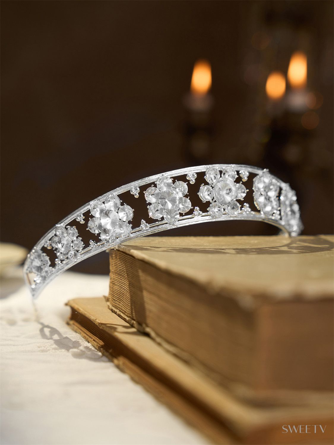 SV Alani Crystal Tiara-Crowns & Tiaras | SWEETV