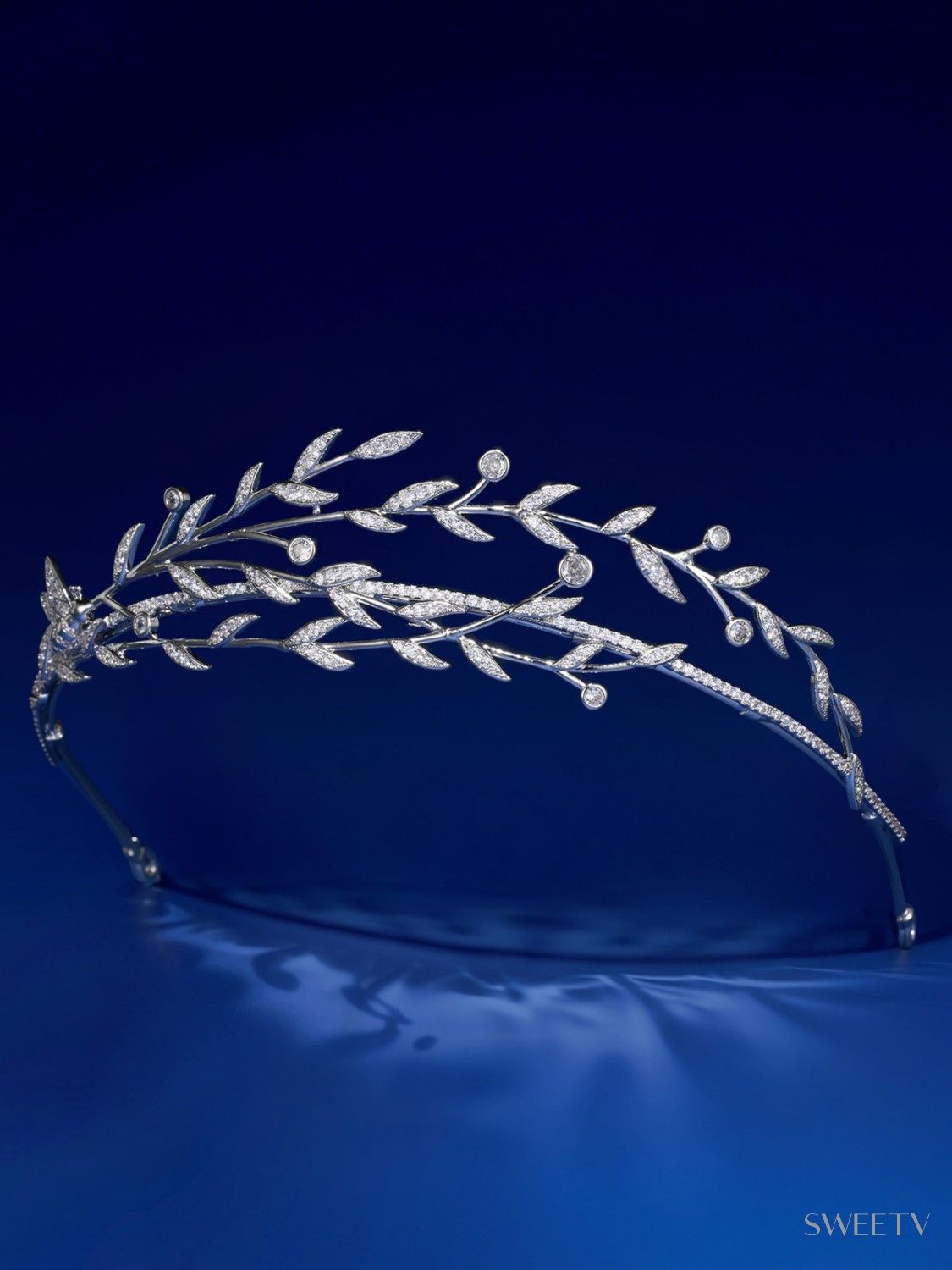SV Isla Laurel Vine Zircon Tiara-Crowns & Tiaras | SWEETV