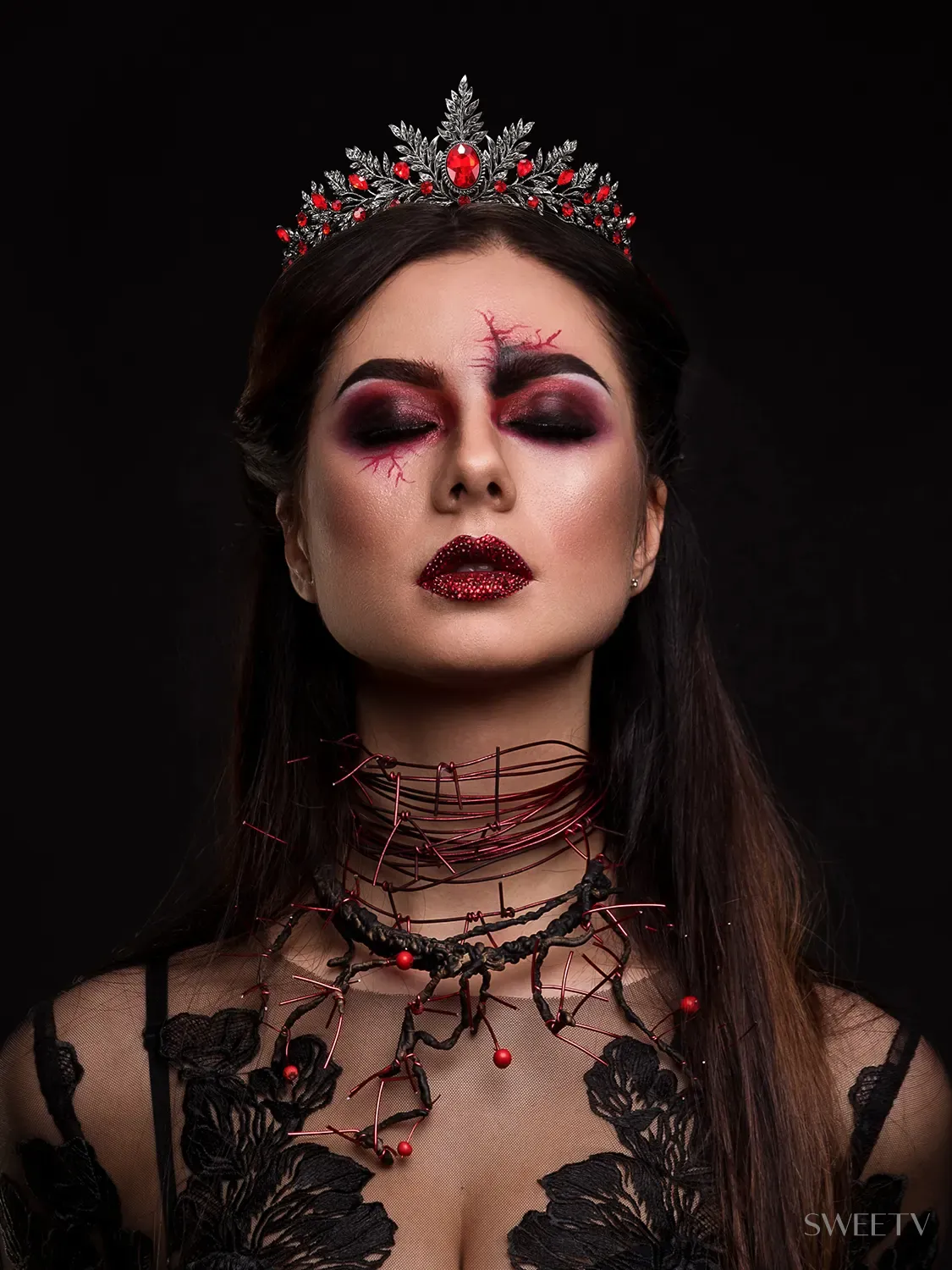 SV Red Lilah Crystal Tiara-Crowns & Tiaras | SWEETV