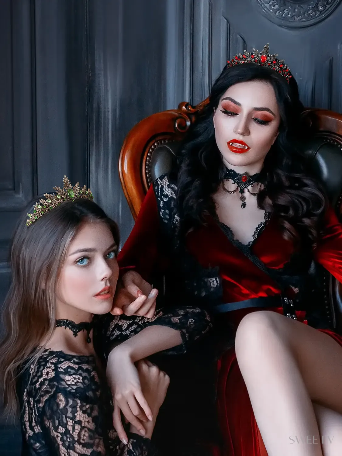 SV Red Lilah Crystal Tiara-Crowns & Tiaras | SWEETV