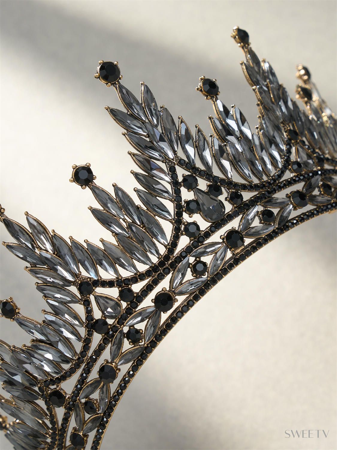SV Trinity Crystal Tiara