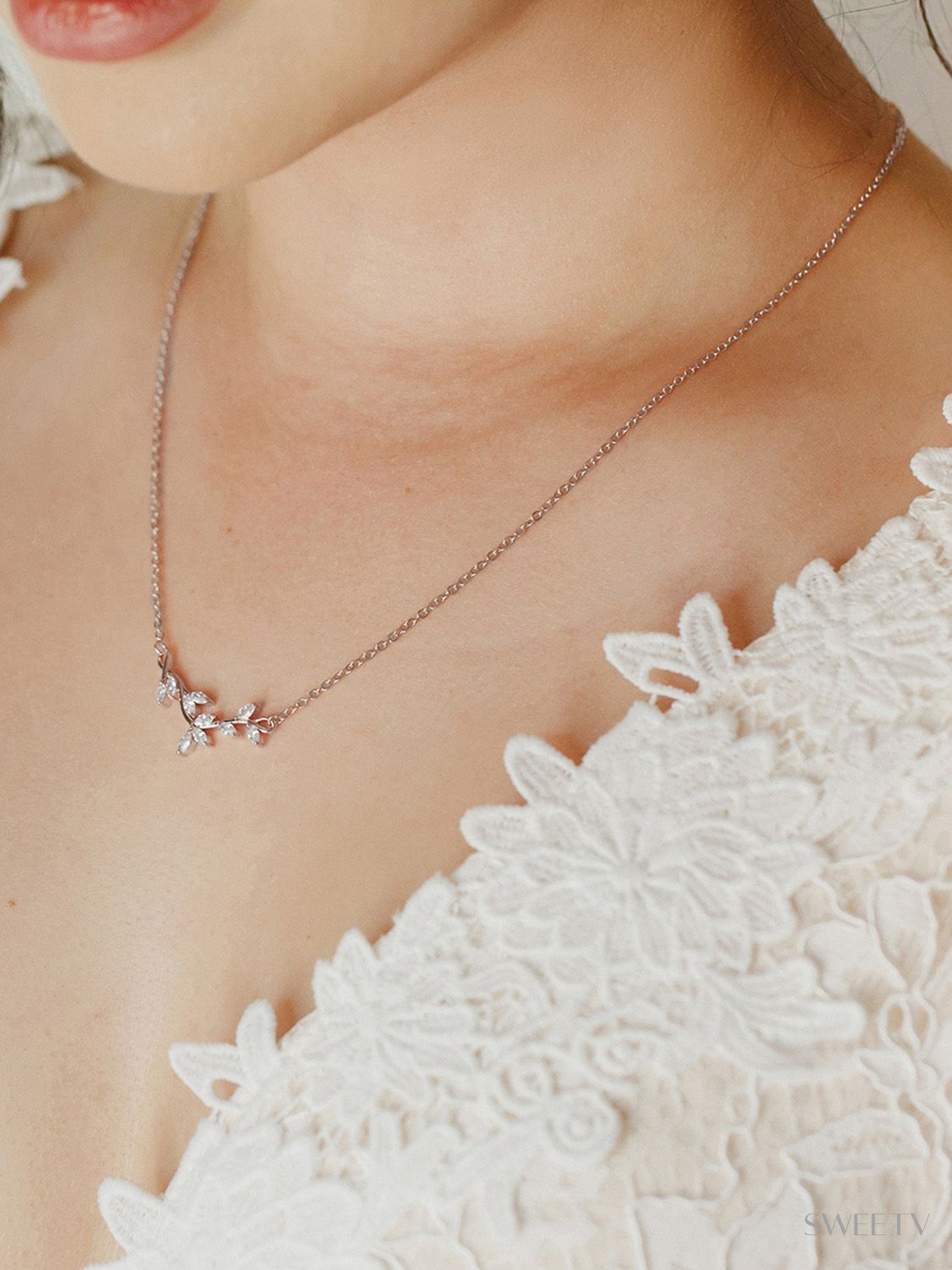 SV Silver Vine Dainty Necklace-Necklaces | SWEETV