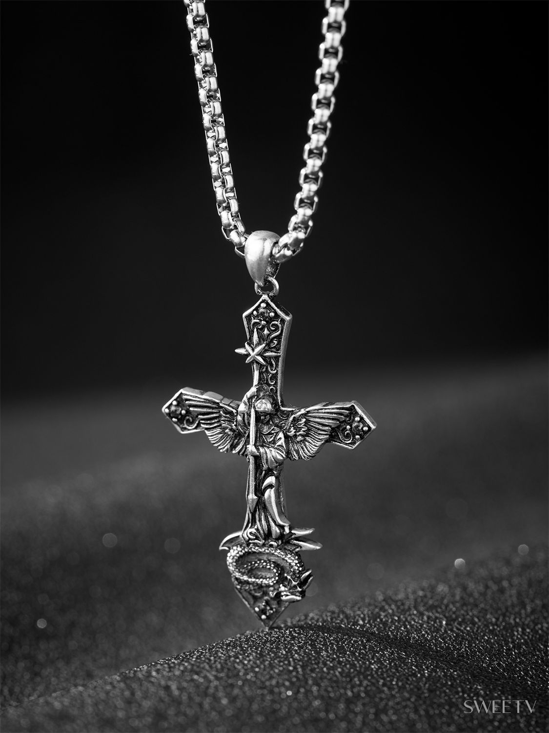 SV Vintage Silver Cross Pendant-Necklaces | SWEETV