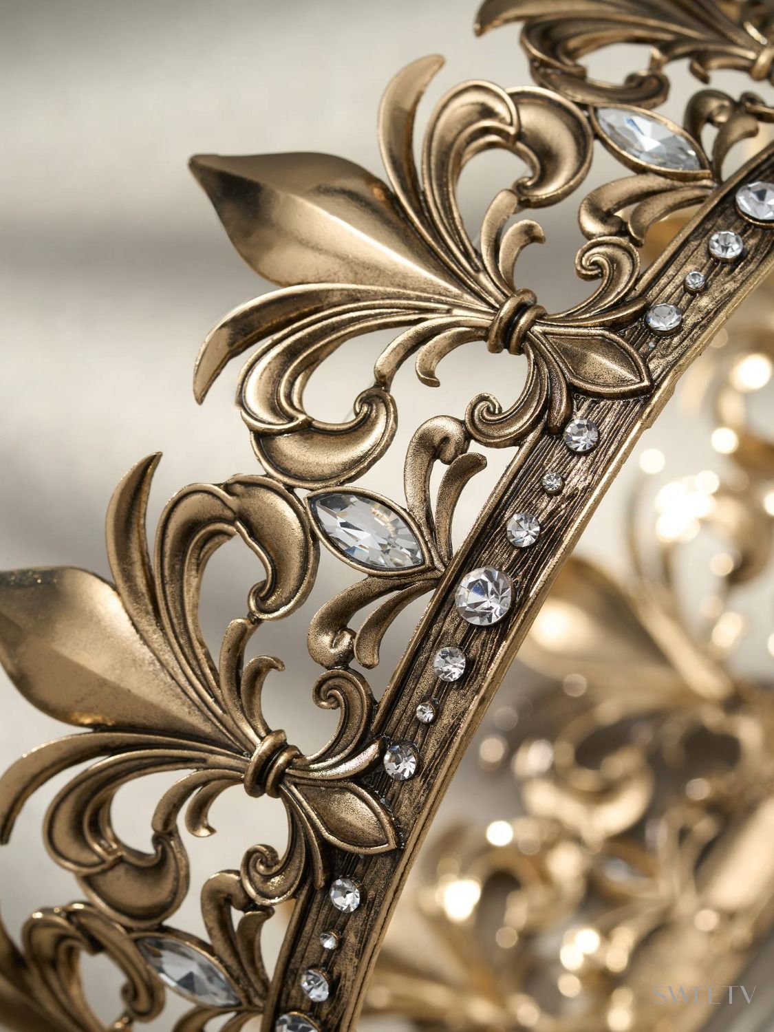 SV Charles King Crown-Crowns & Tiaras | SWEETV